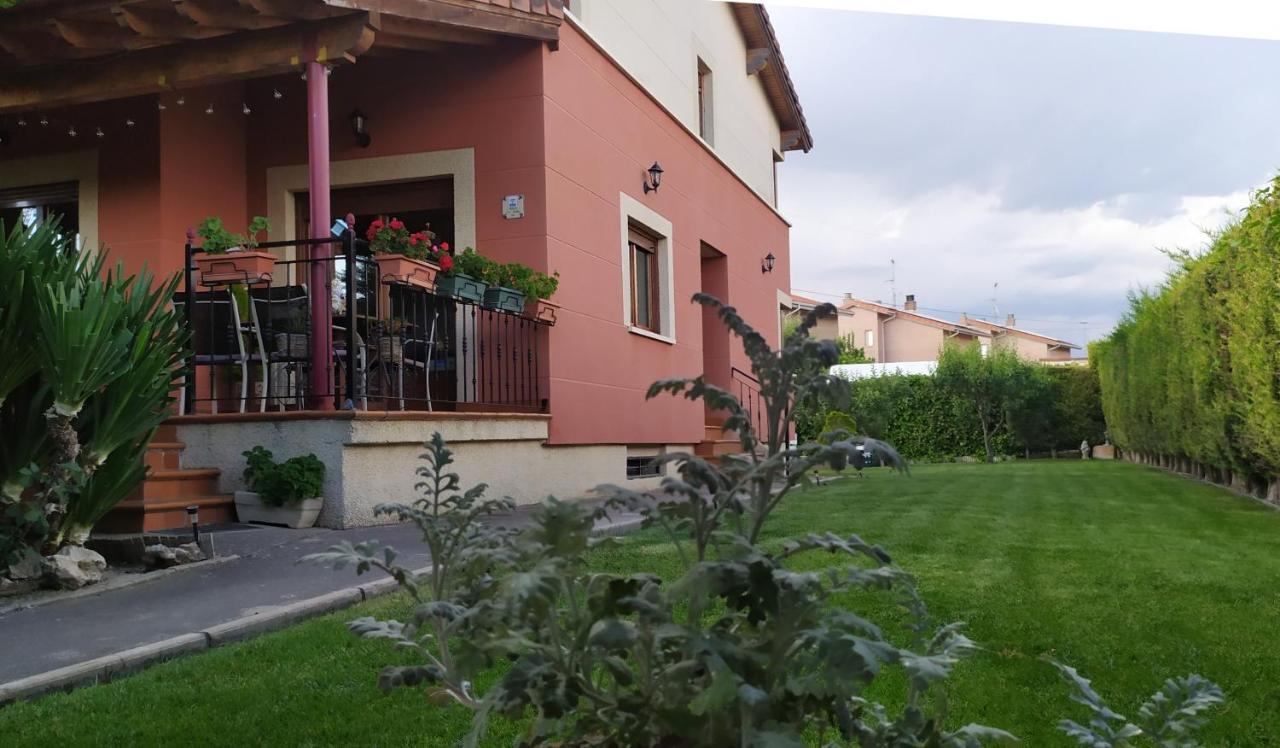 Cuarenta Y Ocho Luces Vendégház Burgo Kültér fotó